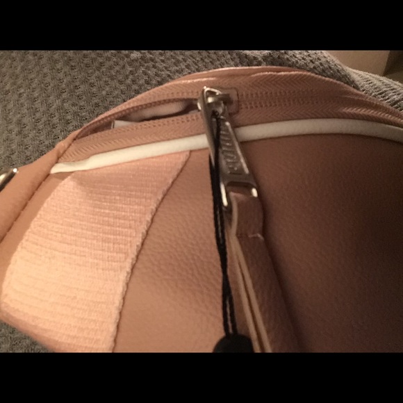 PUMA Fannie Pack - Picture 8 of 8